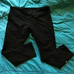 Lululemon workout capris